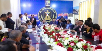 اللواء بن بريك يؤكد حرص المجلس على بناء الشراكة الفعلية مع كل القوى الوطنية