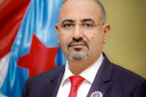 الرئيس الزُبيدي يُعزِّي في وفاة الأديب والباحث شهاب القاضي