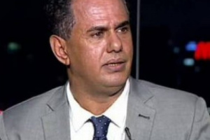 منصور صالح: الاستسلام والخضوع يمنح مليشيات الحوثي دافعا للمزيد من النهب والظلم 