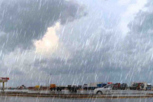 تجدد التحذيرات من الأمطار الرعدية والسيول