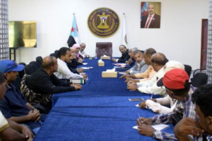 فريق الحوار الوطني الجنوبي يلتقي مع نقابة المعلمين والتربويين الجنوبيين 