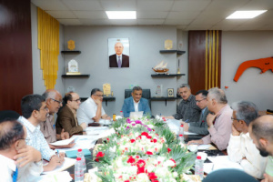 برئاسة لملس.. لجنة المناقصات تُقر تأهيل مشروع طريق بدار سعد وتوجّه بإعادة إجراءات مشروع بصيرة 