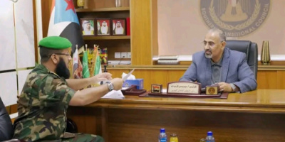الرئيس الزُبيدي يشيد بجهود وحدة التدخل بمشكلات الأراضي في حماية الممتلكات