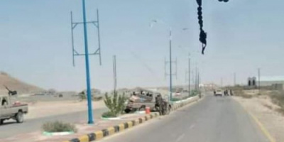 بعبوة ناسفة.. هجوم إرهابي على طقم لـ دفاع شبوة شرق عتق 