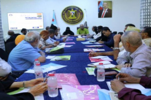 الجعدي يدشن حلقة نقاشية حول تثبيت الأمن والاستقرار والتوعية المجتمعية