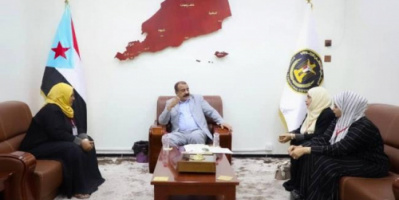 اللواء بن بريك يطلع على الدور الإنساني لمؤسسة عدن لكفالة الأيتام