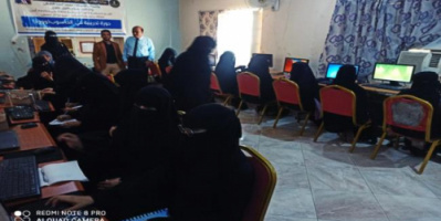 منسقية كلية الشريعة والقانون بجامعة أبين تنظم دورة تدريبية في برنامج الوورد 