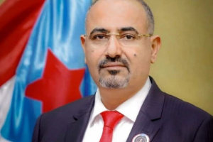 الرئيس الزُبيدي يُعزَّي في وفاة المناضل الأكتوبري العميد صالح حردبة 