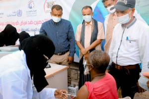تدشين حملة التحصين ضد كوفيد _ 19 في بروم ميفع بحضرموت