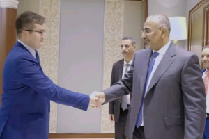 دلالات لقاء الرئيس الزُبيدي بالسفير الروسي