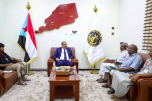  اللواء بن بريك يناقش مع الشيخ الخبيلي مستجدات الأوضاع في شبوة والجنوب 