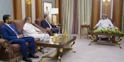 الرئيس الزُبيدي: معركتنا الاقتصادية مصيرية ولا تختلف عن معركة مواجهة المليشيات الحوثية