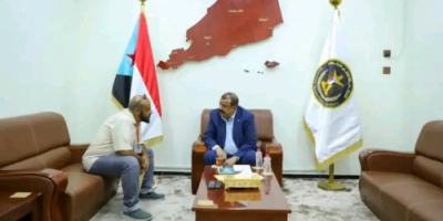 اللواء بن بريك يلتقي ممثل أمين عام حزب الرابطة بن عجرومة