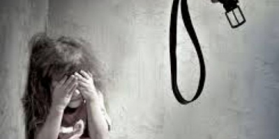 قيادي حوثي اختلف مع زوجته فقتل ابنته
