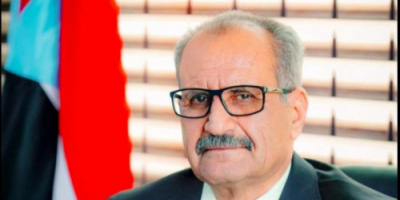 نائب الأمين العام للأمانة العامة يعزي في وفاة الأستاذ أحمد علي النش