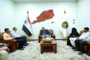اللواء بن بريك يلتقي ممثلي لجنة التأسيس للجمعية الوطنية لطب الطوارئ والكوارث