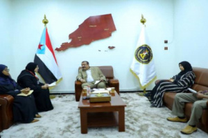 اللواء بن بريك يشيد بجهود جمعية أطفال عدن للتوحد