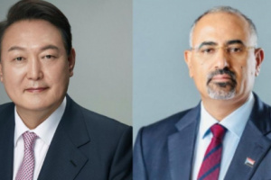 الرئيس الزُبيدي يُعزّي الرئيس الكوري الجنوبي في ضحايا حادث التدافع بالعاصمة سول 