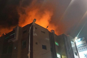 اندلاع حريق في الطابق العلوي من مستشفى صابر بالمنصورة 