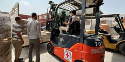 مسألة حياة أو موت.. الصليب الأحمر يقدم شحنة أدوية لمرضى السكري في اليمن 