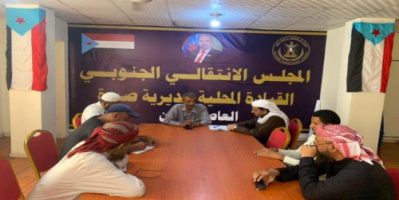 رئيس تنفيذية انتقالي صيرة يلتقي بعدد من أئمة المساجد بالمديرية 