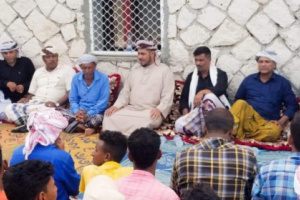 محافظ سقطرى يزور مناطق حالة ومحميتين روش وديحمري النباتية البحرية