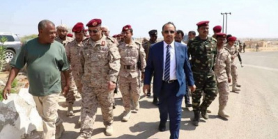 محافظ حضرموت بن ماضي يتفقد جاهزية لواء الريان