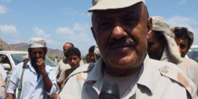 قائد المنطقة العسكرية الرابعة يعزي في وفاة العميد يحي عمر عسكر
