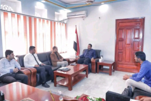 الوزير العكبري يطلع على تدخلات مؤسسة إستجابة للأعمال الإنسانية في قطاع التعليم