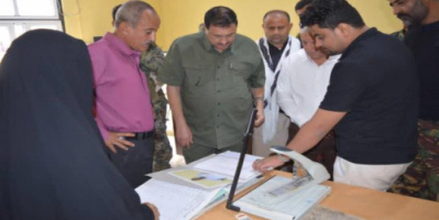 مدير أمن العاصمة عدن يتفقد سجن المنصورة المركزي ويشيد بجهود قيادته