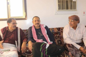 الشيخ “حسن الجابري” يلتقي المتحدث الرسمي للمجلس الانتقالي الجنوبي 