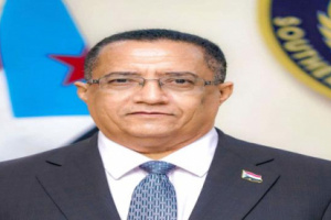 الدكتور الخُبجي يعزي بوفاة القانوني شيخ طارق المحامي