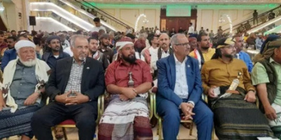 بحضور قيادات الانتقالي.. تكريم الشاعر الجنوبي "أبو حمدي"