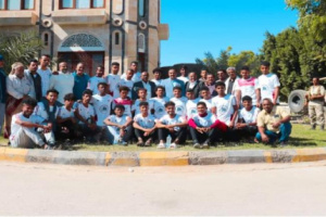 محافظ شبوة الشيخ عوض بن الوزير يلتقي بعثة نادي التضامن