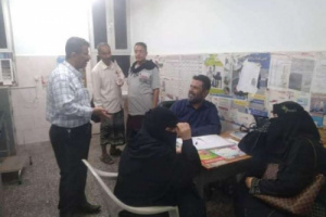 مدير صحة المعلا يتفقد النوبات الليلية ومستوى النظافة بالمجمع الصحي والصيدليات الخاصة