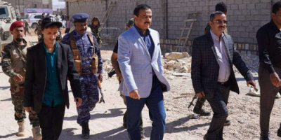 محافظ شبوة يدشن الامتحانات الفصلية في كلية المجتمع