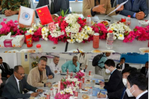 وفد صيني يزور المنطقة الحرة بعدن ويناقش آلية تطويرها