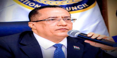 الدكتور الخُبجي يُعزَّي في وفاة عبدالناصر محمد صالح طمبح