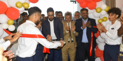 الوكيل السقاف يفتتح فندق روز عدن 2 البالغ تكلفته “5’4” مليون دولار