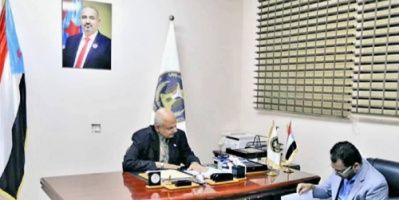 الكاف يلتقي القائم بمهام رئيس تنفيذية انتقالي العاصمة عدن