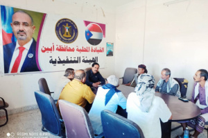 الشقي يشيد بدور أبناء لودر خلال لقائه بعدد من أعضاء القيادة المحلية بالمديرية