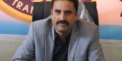 رئيس انتقالي شبوة يُعزي في وفاه التربوي الدكتور مسعد مسرور