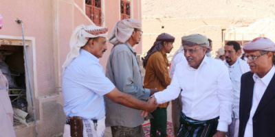 الكثيري يلتقي بشخصيات وأعيان مديرية حورة ووادي العين