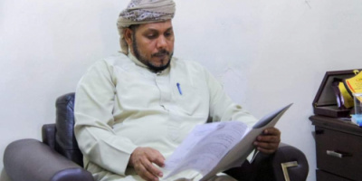 المحافظ الثقلي يناقش توفير مستودعات طبية ويؤكد حرص السلطة المحلية بالقطاع الصحي