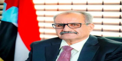 نائب الأمين العام يُعزَّي محسن أحمد الربوعي في وفاة شقيقته