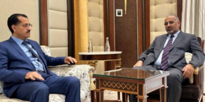 الرئيس الزُبيدي يطّلع على سير عمل اللجنة العسكرية والأمنية