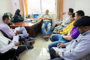 حقوقية الانتقالي تناقش سُبل التعاون المشترك مع إدارة مخيمات النازحين وقسم المنظمات 