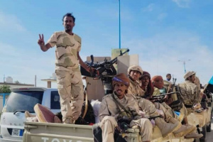 لماذا جن جنون الحوثي والإخوان من مطالب رحيل قوات المنطقة العسكرية الأولى؟ 