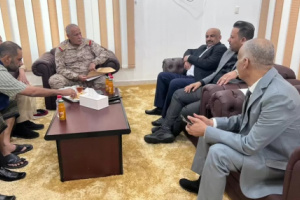 اللواء التميمي يزور المركز الرئيسي للمؤسسة الاقتصادية بالعاصمة عدن 