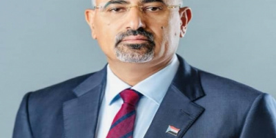 الرئيس الزُبيدي يُعزَّي وزير الخارجية في حكومة المناصفة بوفاة عمته